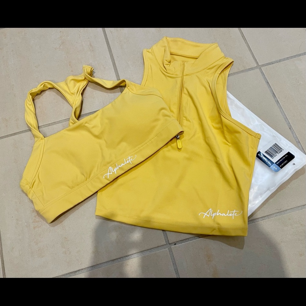Alphalete pulse balance bra + zip tank